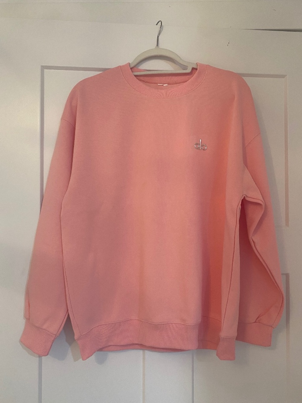 Pink Alo Yoga Women’s Crewneck Sweatshirt Size Medium New Without Tags